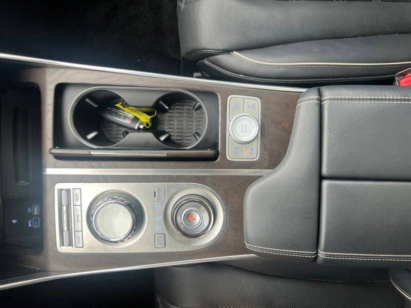 2024 Genesis GV80