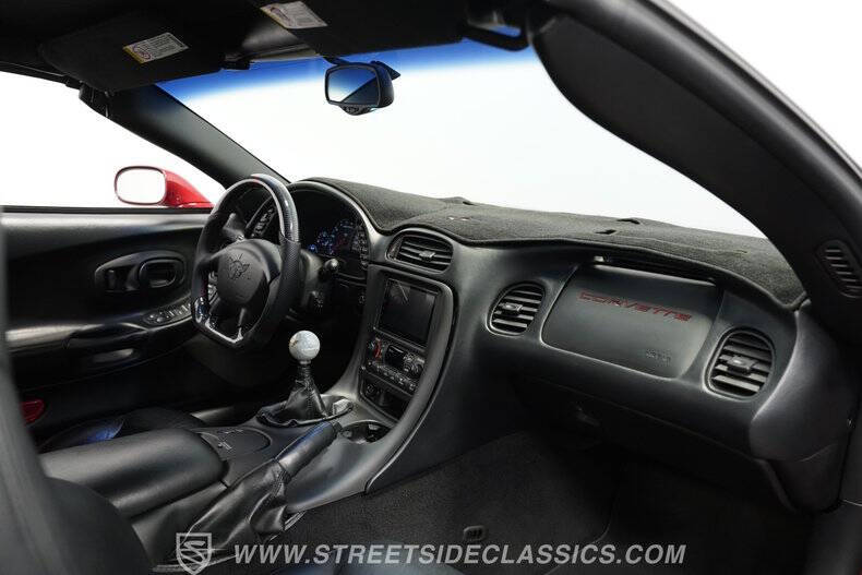 2004 Chevrolet Corvette