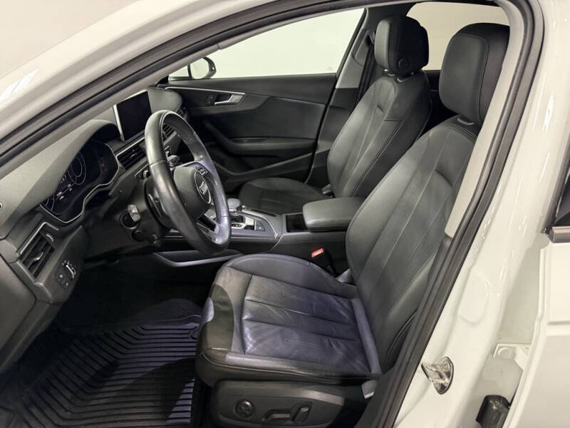 2017 Audi A4 2.0T quattro Premium