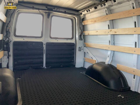 2023 Chevrolet Express 2500