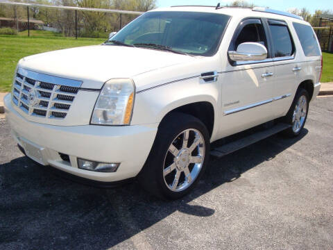 2010 Cadillac Escalade for sale at MMC Auto Sales in Saint Louis MO