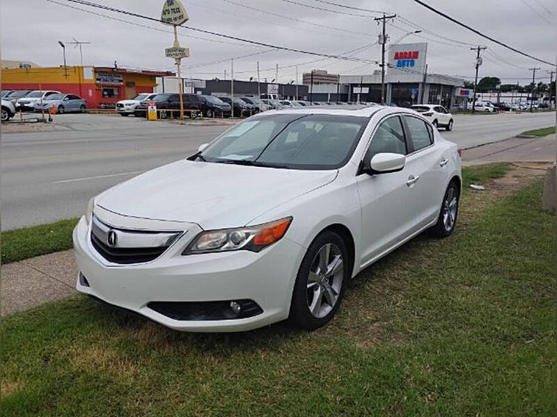 2013 Acura ILX 2.0L w/Premium