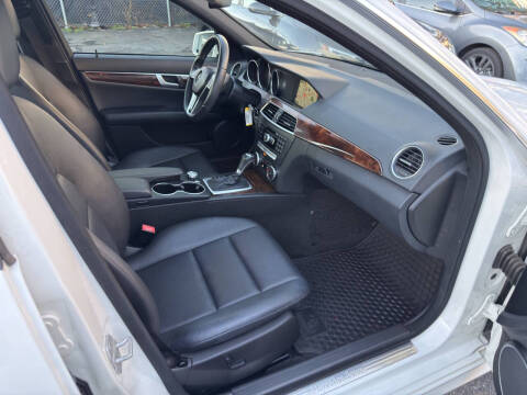 2014 Mercedes-Benz C-Class C 250 Sport