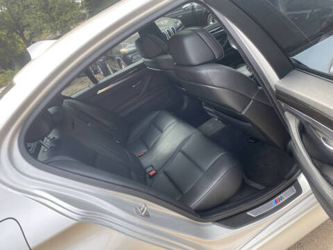 2012 BMW 5 Series 535i