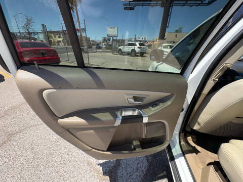 2013 Volvo XC90 3.2 Premier Plus