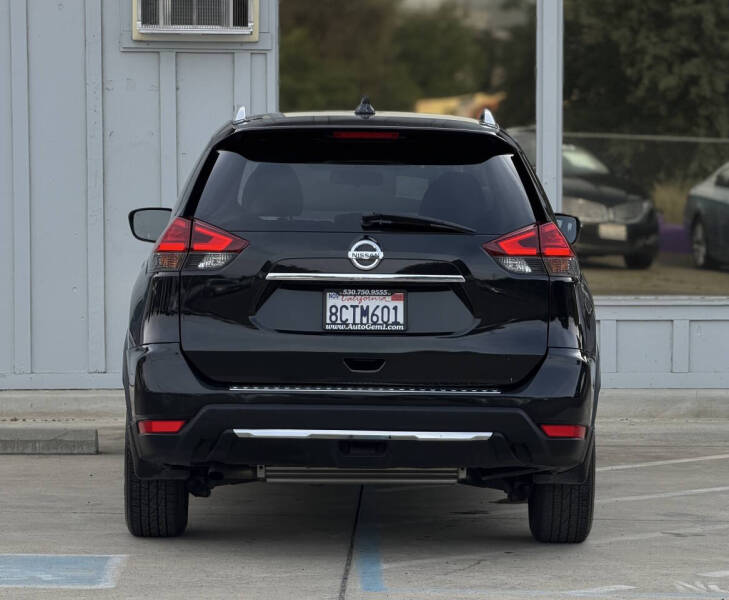 2017 Nissan Rogue S