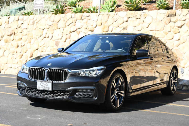 2019 BMW 7 Series 740i