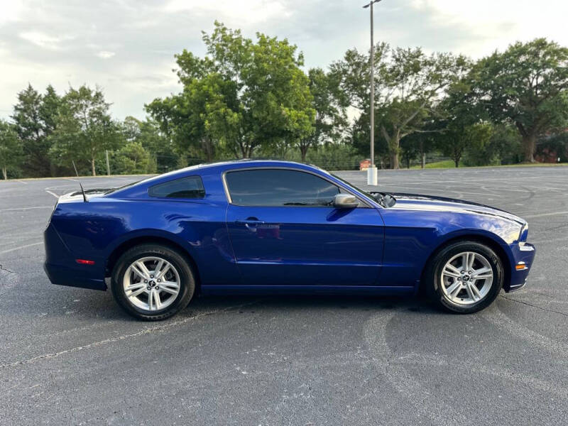 2014 Ford Mustang V6