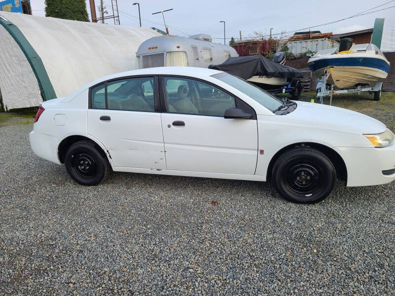 2005 Saturn Ion 1