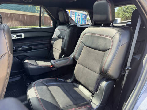 2023 Ford Explorer ST-Line