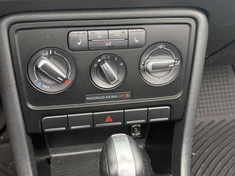 2015 Volkswagen Beetle Convertible