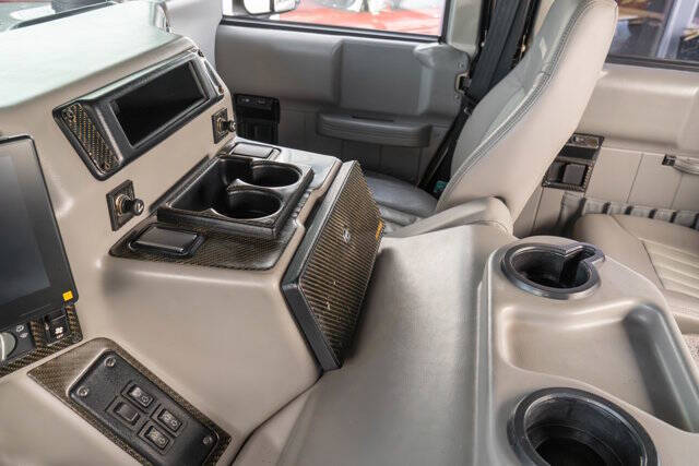2000 AM General Hummer 36