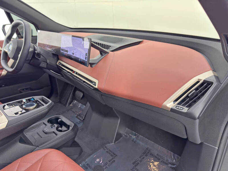 2024 BMW iX xDrive50