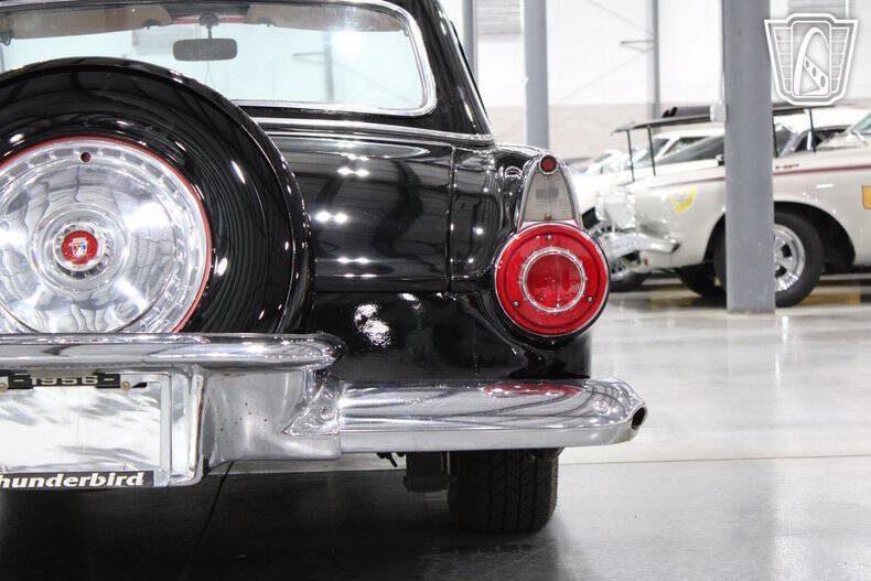 1956 Ford Thunderbird