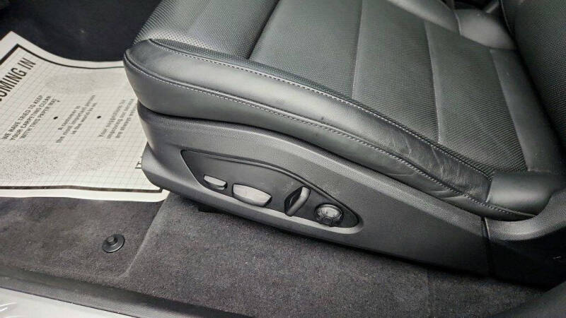 2025 Porsche Macan Electric