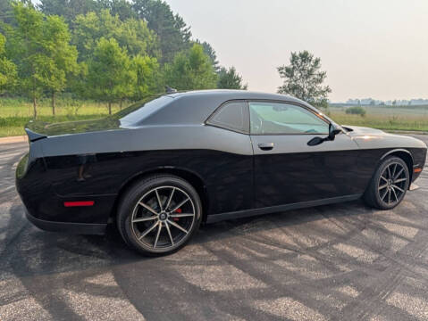 2015 Dodge Challenger SXT Plus