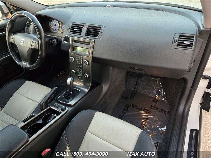 2011 Volvo V50 T5 R-Design