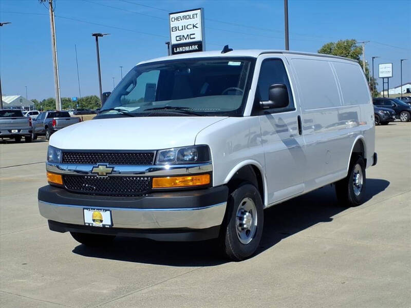 2025 Chevrolet Express 2500