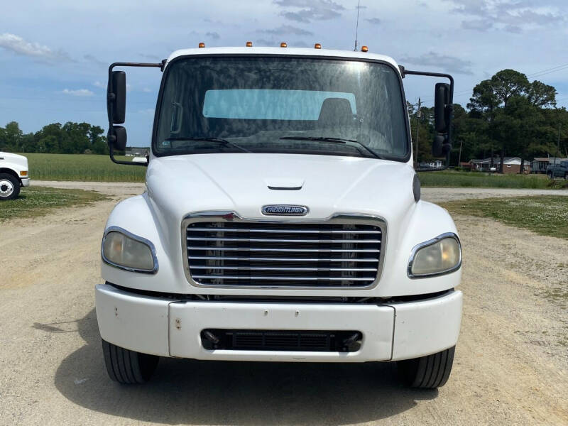 2008 Freightliner M2 106
