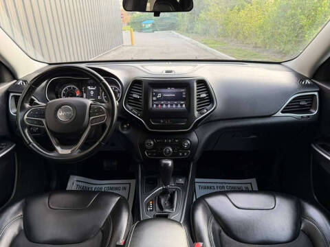 2019 Jeep Cherokee Latitude Plus