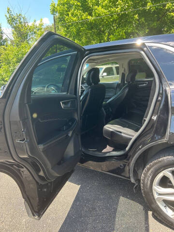 2017 Ford Edge Titanium