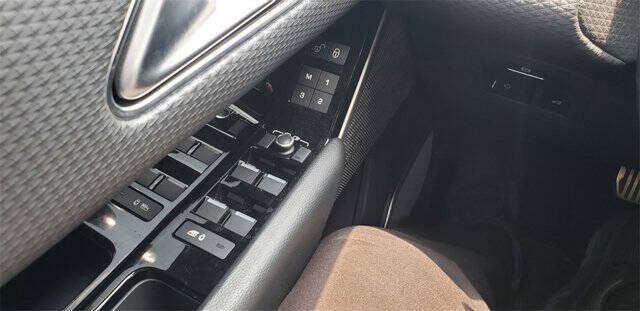 2020 Land Rover Range Rover Velar P250 R-Dynamic S