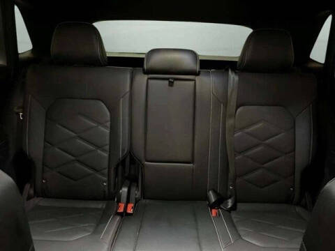 2025 Volkswagen Atlas Cross Sport SE 4Motion