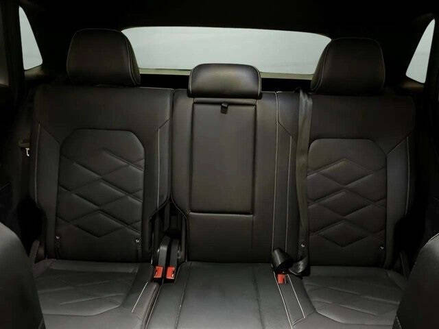 2025 Volkswagen Atlas Cross Sport SE 4Motion