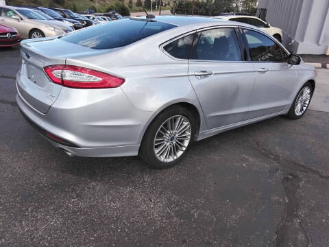 2013 Ford Fusion SE