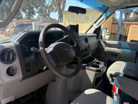 2013 Ford E-Series E-150