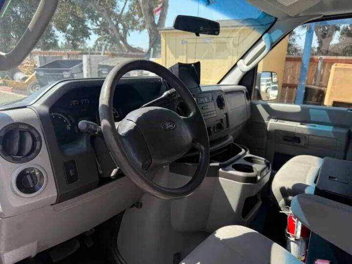 2013 Ford E-Series E-150