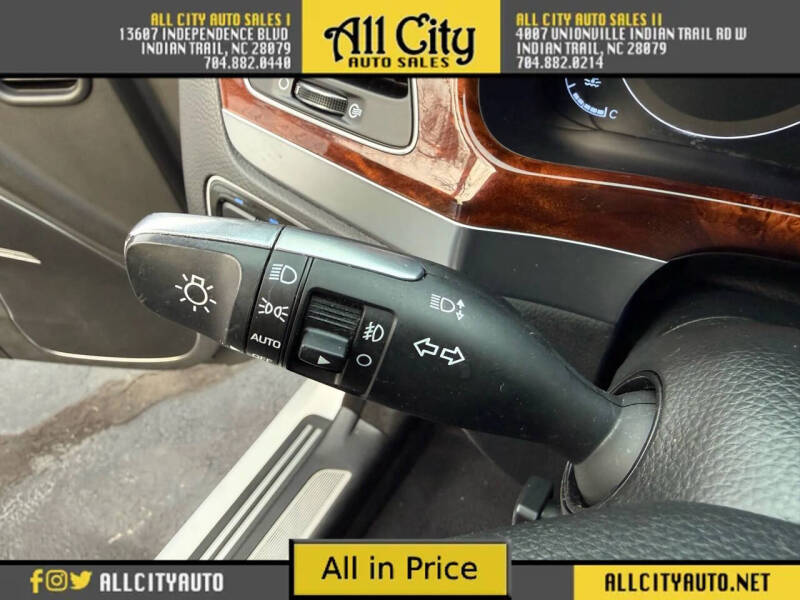 2016 Hyundai Equus Signature