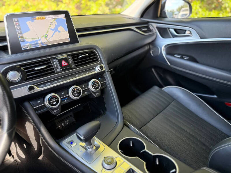 2019 Genesis G70