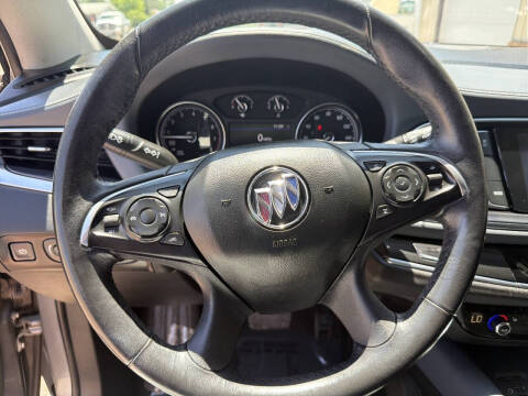2021 Buick Enclave Essence