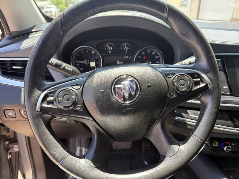 2021 Buick Enclave Essence