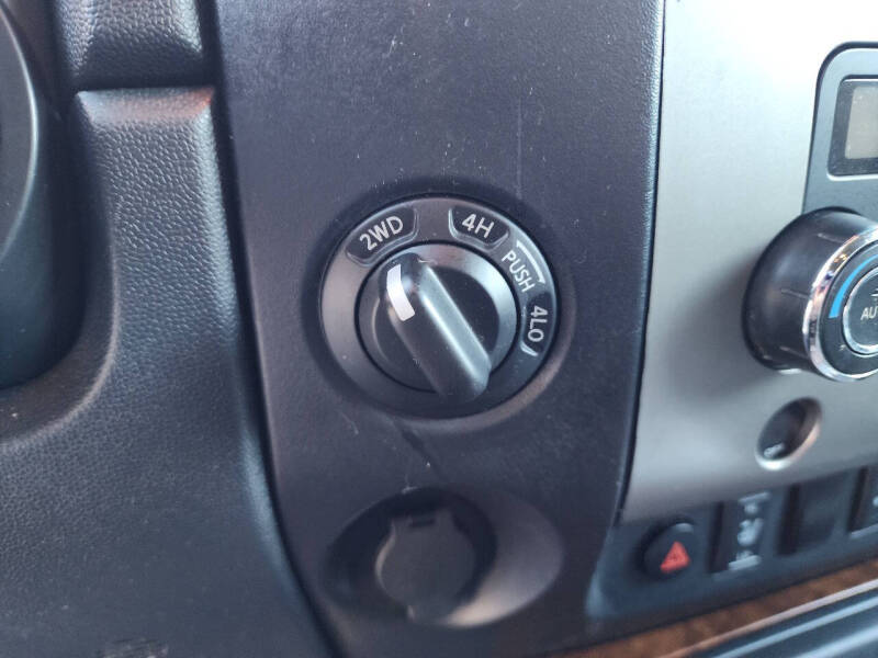 2011 Nissan Titan SL