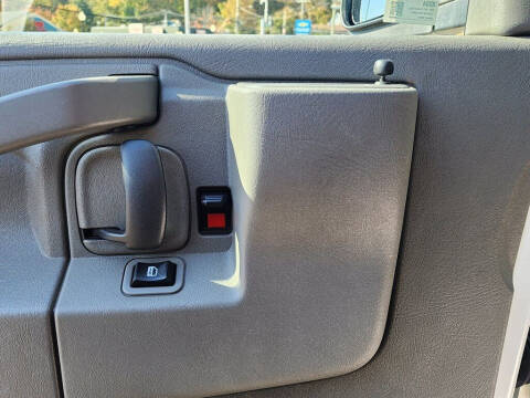 2022 GMC Savana 2500