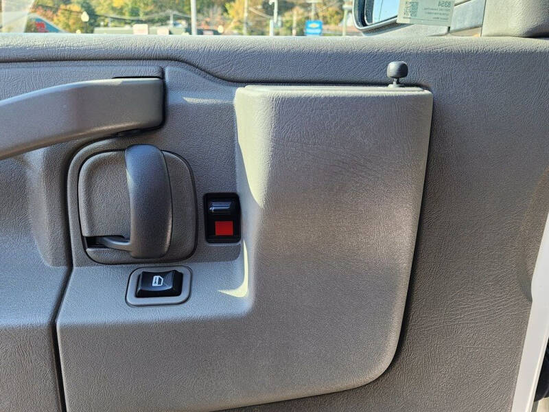 2022 GMC Savana 2500