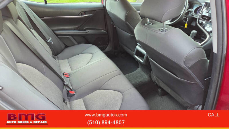 2022 Toyota Camry LE