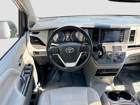 2020 Toyota Sienna