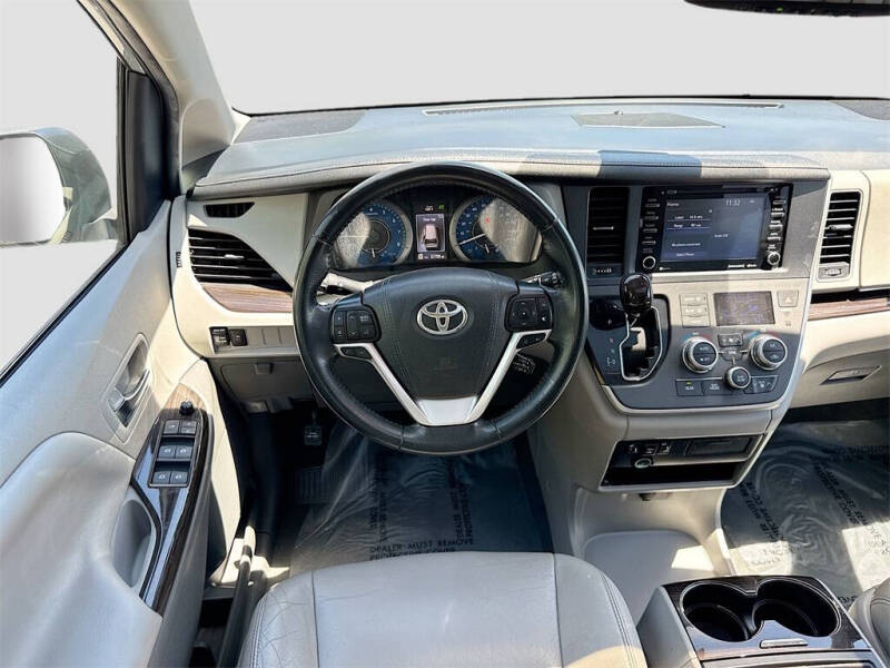 2020 Toyota Sienna
