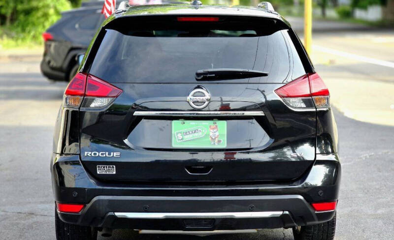 2020 Nissan Rogue SV