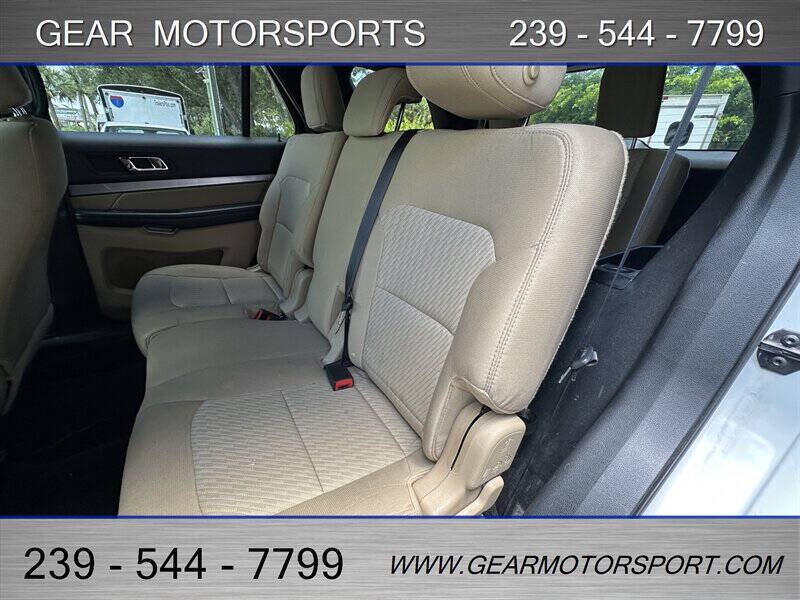 2017 Ford Explorer
