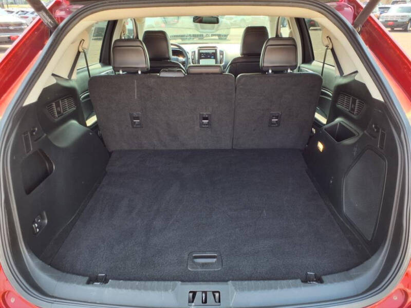 2021 Ford Edge Titanium