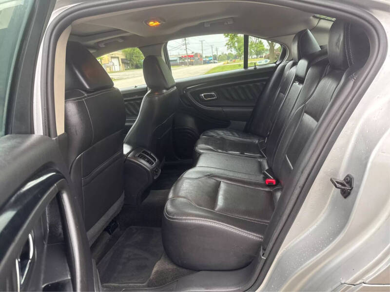 2011 Ford Taurus Limited