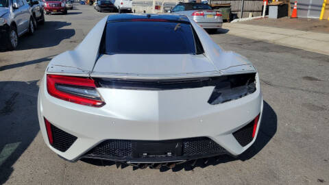 2017 Acura NSX SH-AWD Sport Hybrid