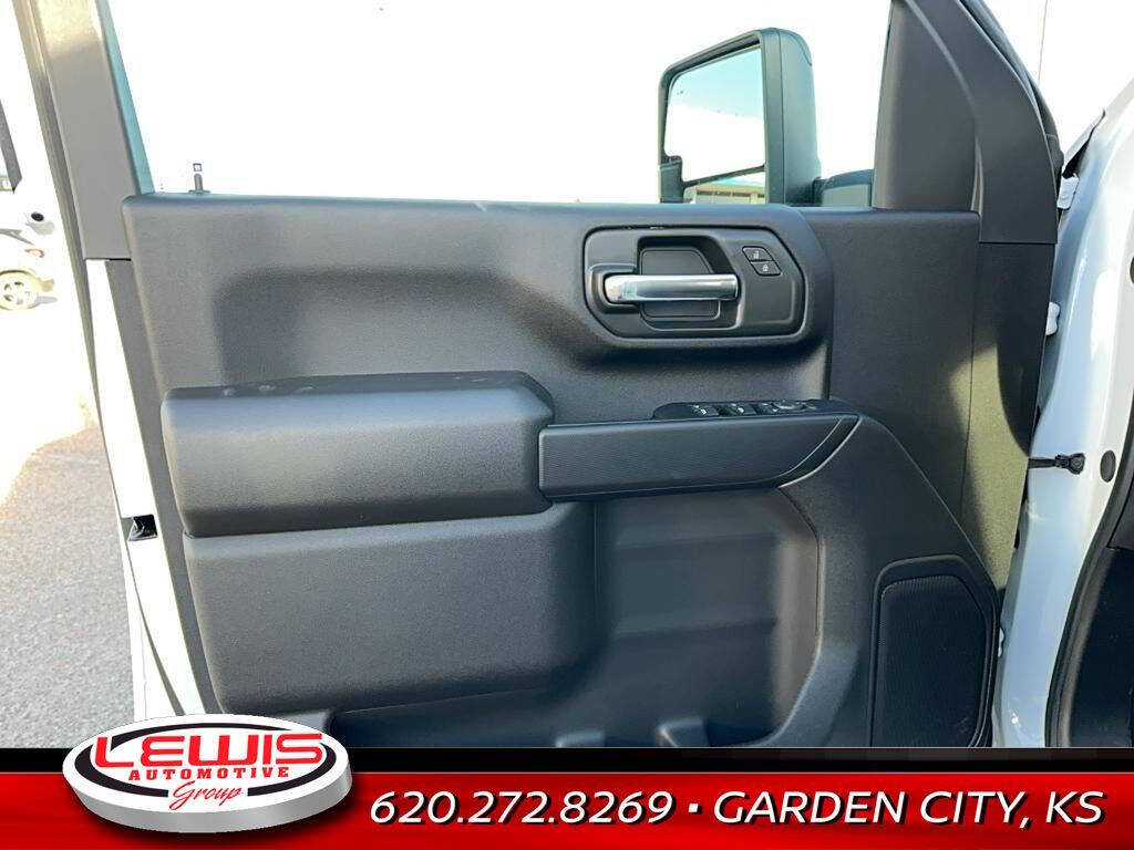 2025 Chevrolet Silverado 2500HD for sale at Lewis Chevrolet of Garden City in Garden City, KS