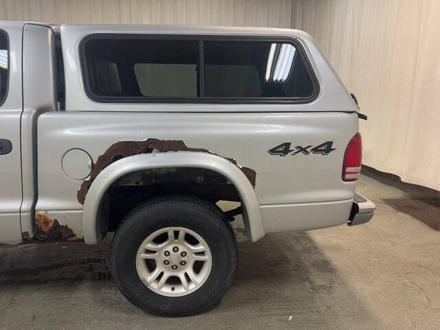 2004 Dodge Dakota SLT