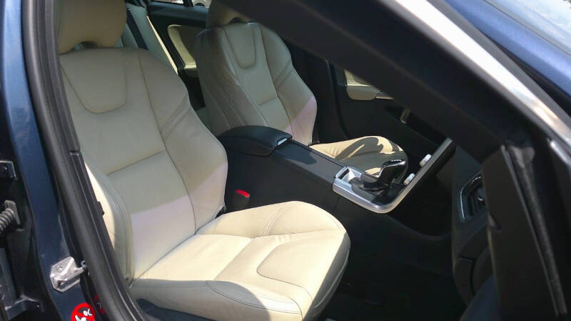 2015 Volvo S60 T5 Drive-E Premier