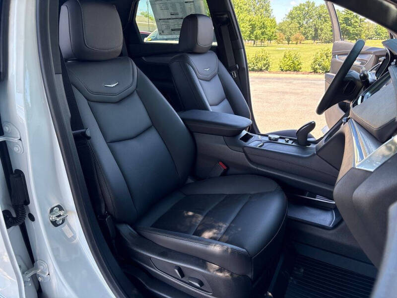 2026 Cadillac XT5 Luxury